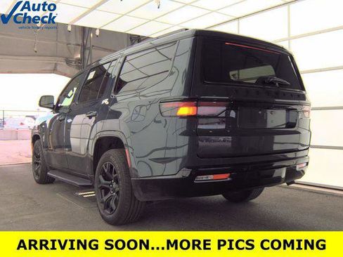 Certified 2024 Jeep Wagoneer Series II AWD/4WD image 2