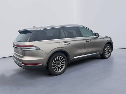 Used 2020 Lincoln Aviator Reserve w/ Equipment Group 201A AWD/4WD image 3