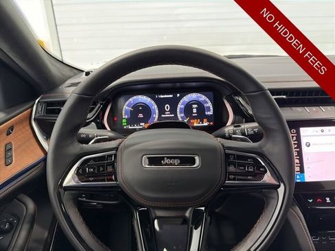 New 2026 Jeep Grand Cherokee L Summit w/ Obsidian Package AWD/4WD image 13