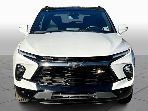 Used 2023 Chevrolet Blazer RS w/ Enhanced Convenience Package image 3