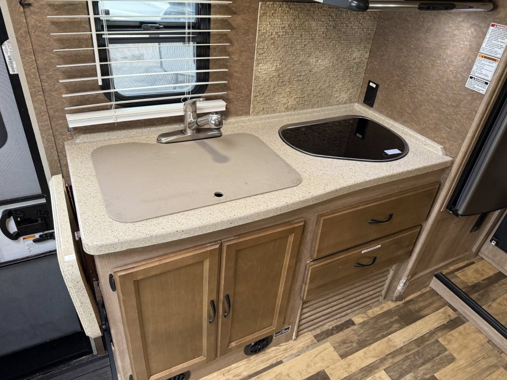 Used 2014 Mercedes-Benz Sprinter 3500 image 74
