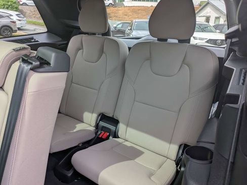 New 2026 Volvo XC90 T8 Plus w/ Protection Package AWD/4WD image 15
