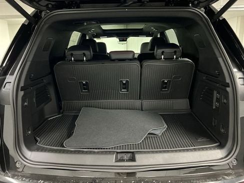 New 2026 Chevrolet Traverse RS w/ LPO, Floor Liner Package image 27
