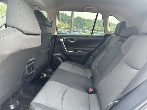 Used 2022 Toyota RAV4 XLE w/ XLE Grade Weather Package AWD/4WD image 14
