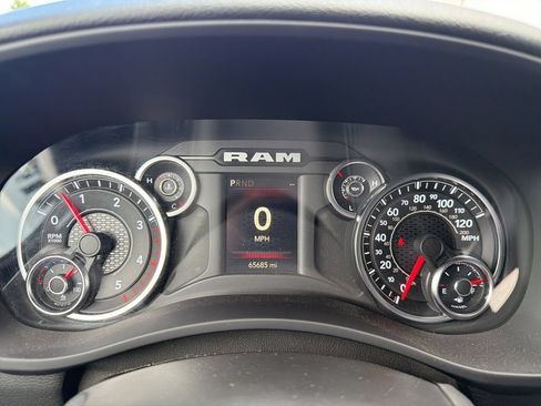 Used 2022 RAM 2500 Big Horn w/ Level A Equipment Group AWD/4WD image 12