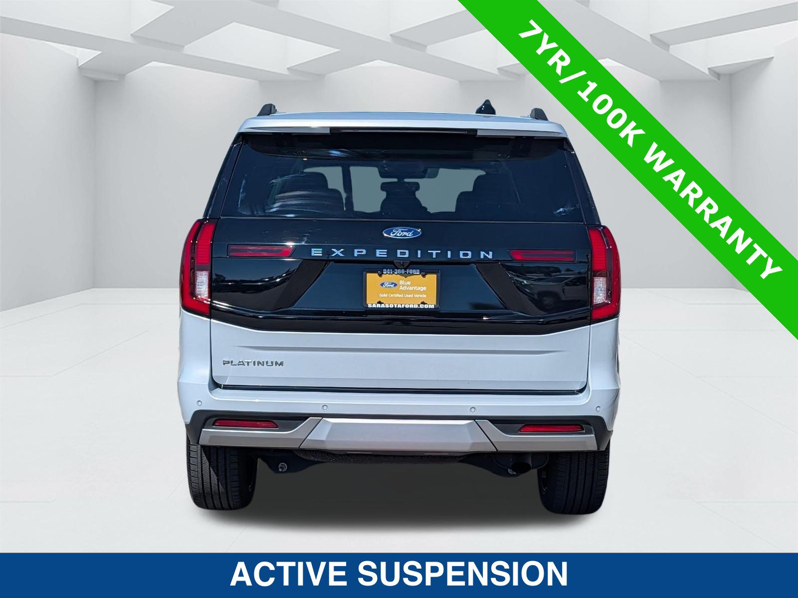 Used 2025 Ford Expedition Platinum w/ Platinum Ultimate Package AWD/4WD image 6
