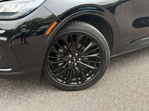Used 2023 Lincoln Corsair AWD w/ Equipment Group 101A image 10