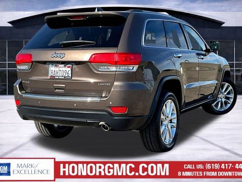 Used 2017 Jeep Grand Cherokee Limited image 6
