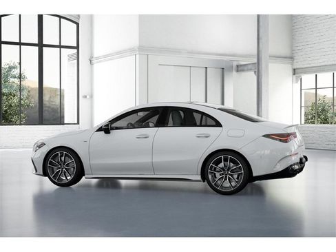 New 2025 Mercedes-Benz CLA 35 AMG 4MATIC image 32