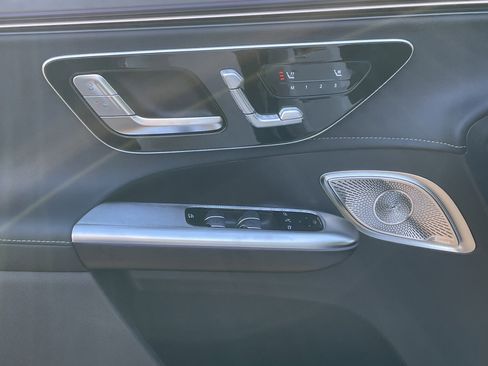 New 2026 Mercedes-Benz EQE 320 4MATIC SUV image 16