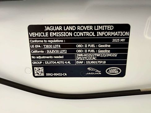 Used 2025 Land Rover Range Rover Sport Dynamic SE AWD/4WD image 44