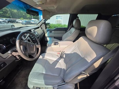 Used 2010 Ford F150 XLT RWD image 12