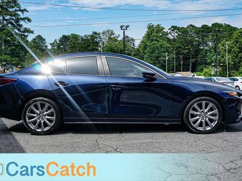 Used 2019 MAZDA MAZDA3 Sedan FWD image 9