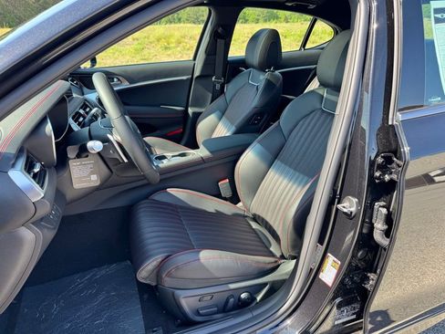 New 2026 Genesis G70 3.3T Sport Prestige image 17