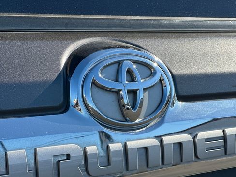 Certified 2016 Toyota 4Runner Limited AWD/4WD image 27