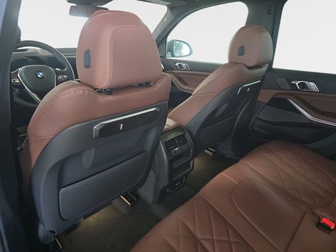 Used 2026 BMW X5 sDrive40i w/ Premium Package RWD image 9