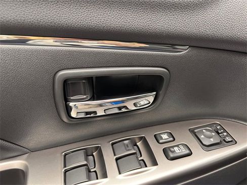 New 2026 Mitsubishi Outlander Sport SE image 12