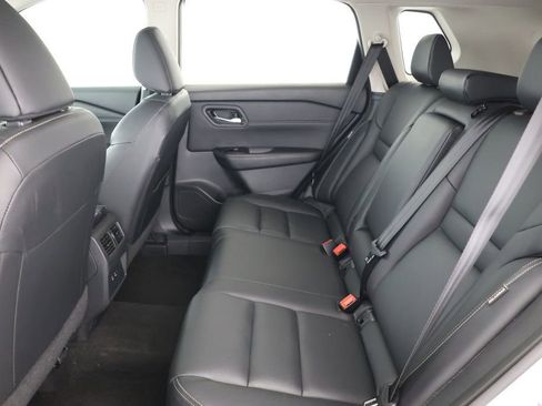 Used 2024 Nissan Rogue SL image 20