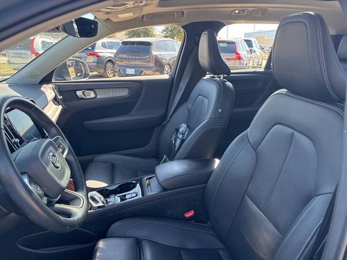 Used 2020 Volvo XC40 T5 Inscription w/ Protection Package Premier image 16