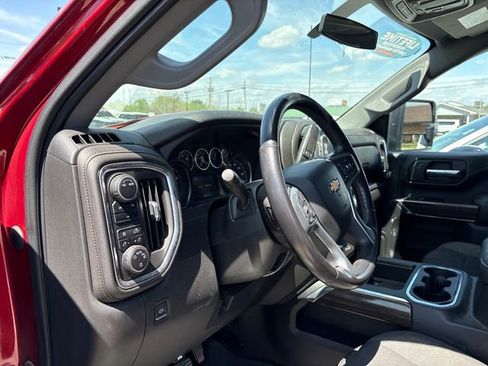 Used 2022 Chevrolet Silverado 2500 LT w/ Convenience Package image 9