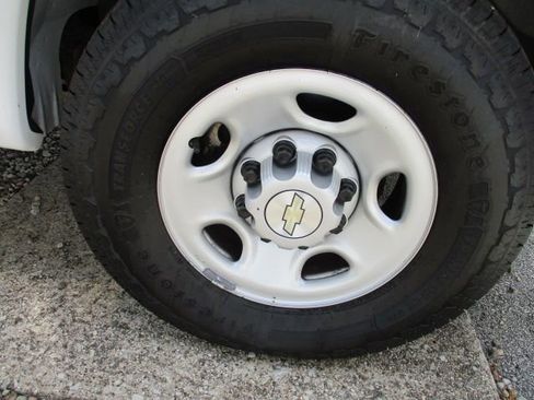 Used 2021 Chevrolet Express 2500 Extended w/ Driver Convenience Package RWD image 27