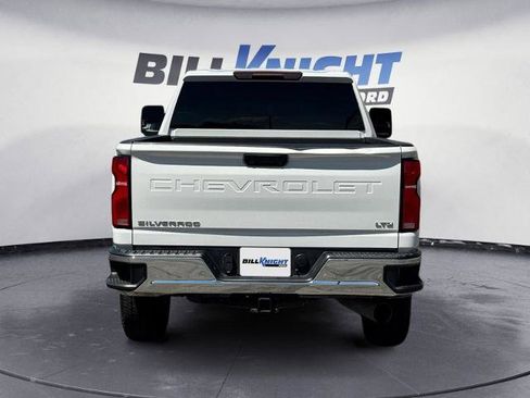 Used 2024 Chevrolet Silverado 2500 LTZ w/ LTZ Convenience Package AWD/4WD image 4