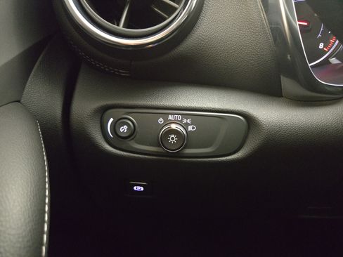 Certified 2023 Chevrolet Blazer LT FWD image 27