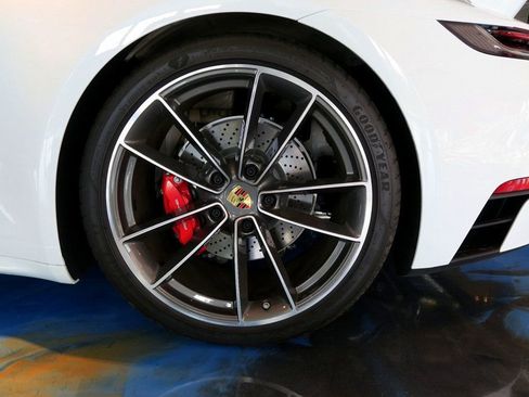 Used 2024 Porsche 911 Carrera S image 38