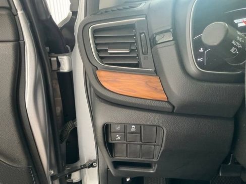 Used 2018 Honda CR-V EX image 9
