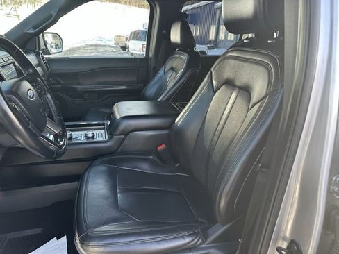 Used 2021 Ford Expedition Limited image 28