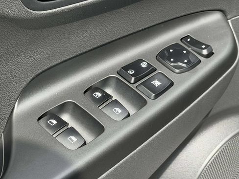 Certified 2023 Hyundai Kona SEL AWD/4WD image 17