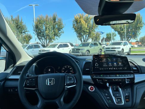 New 2026 Honda Odyssey EX-L image 22