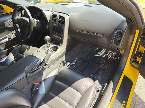 Used 2007 Chevrolet Corvette Convertible w/ Preferred Equipment Group RWD image 23