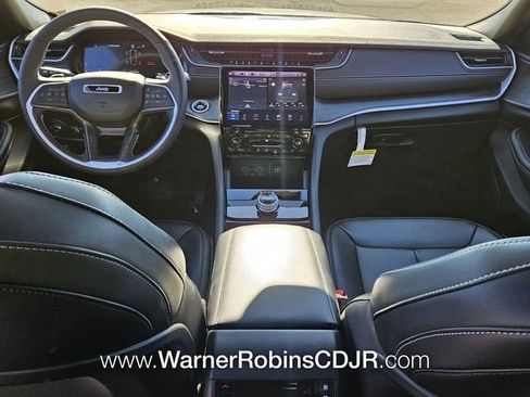 New 2025 Jeep Grand Cherokee L Limited w/ Black Appearance Package image 8