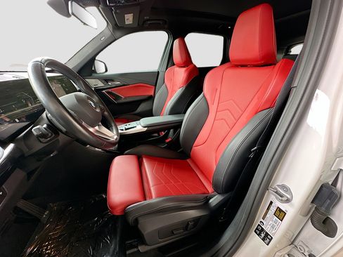 Certified 2025 BMW X1 xDrive28i w/ Convenience Package image 21