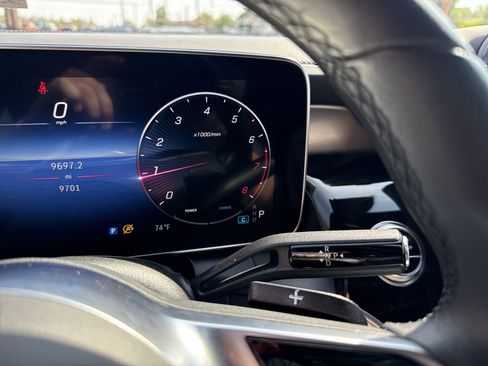 Used 2023 Mercedes-Benz GLC 300 4MATIC image 23