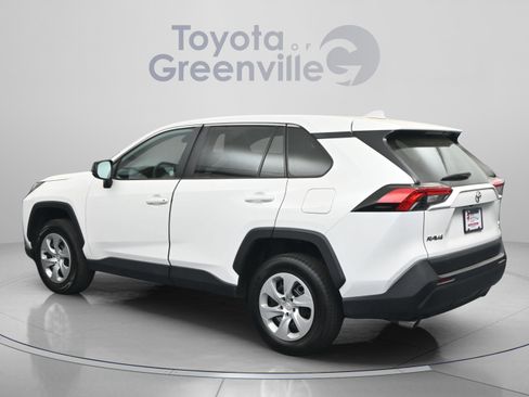 Used 2024 Toyota RAV4 LE image 8