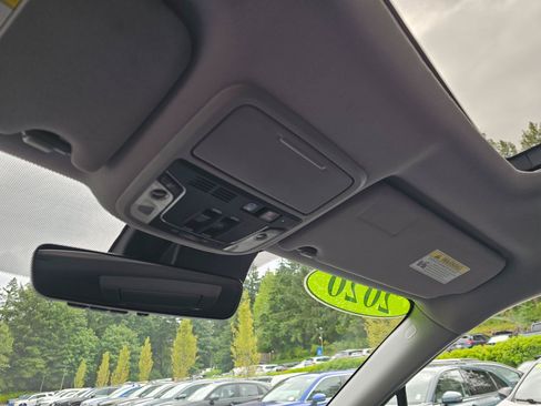 Used 2020 Honda Pilot Elite image 33