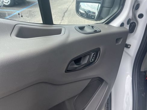 Certified 2024 Ford Transit 350 w/ Exterior Upgrade Package RWD image 4