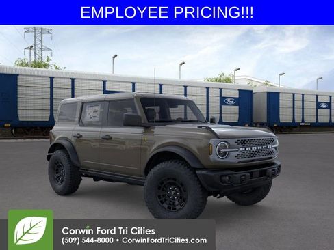 New 2026 Ford Bronco Badlands AWD/4WD image 1