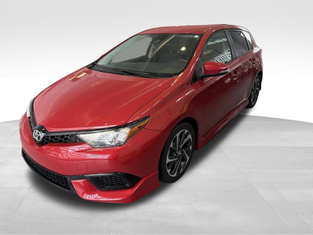 Used 2018 Toyota Corolla iM FWD image 3