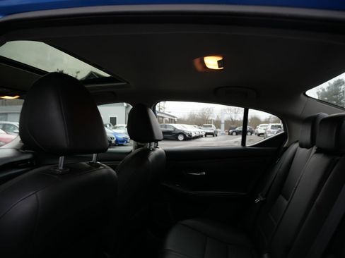 Used 2021 Nissan Sentra SR w/ SR Premium Package image 21