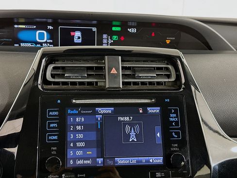 Used 2018 Toyota Prius Prime Plus FWD image 19