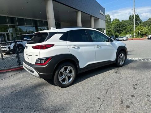 Used 2023 Hyundai Kona SEL AWD/4WD image 5