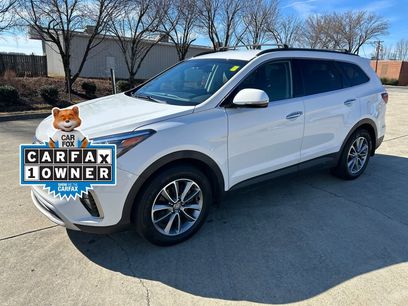 Used 2018 Hyundai Santa Fe SE w/ SE Premium Package 02