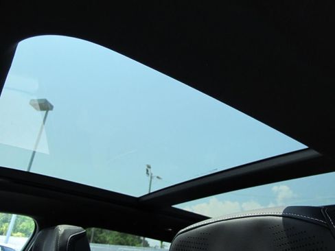 New 2025 Cadillac Lyriq Luxury image 12