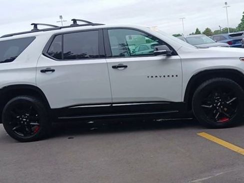 Used 2018 Chevrolet Traverse Premier w/ Redline Edition AWD/4WD image 4