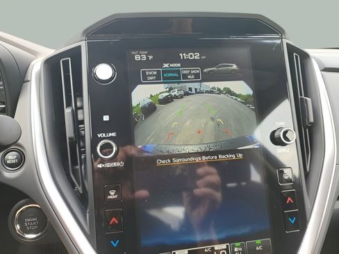 Used 2025 Subaru Crosstrek 2.0i Premium image 20