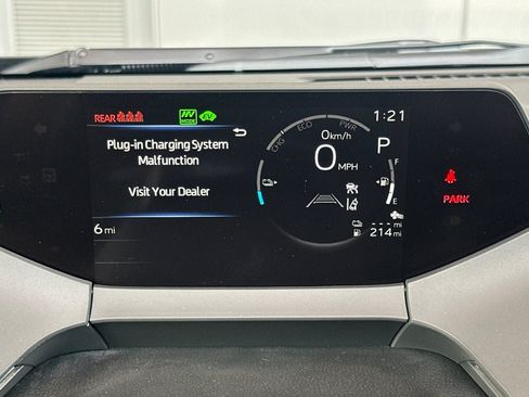 New 2027 Toyota Prius Plug-In Hybrid FWD image 28