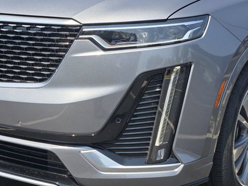 Used 2021 Cadillac XT6 Premium Luxury AWD/4WD image 10